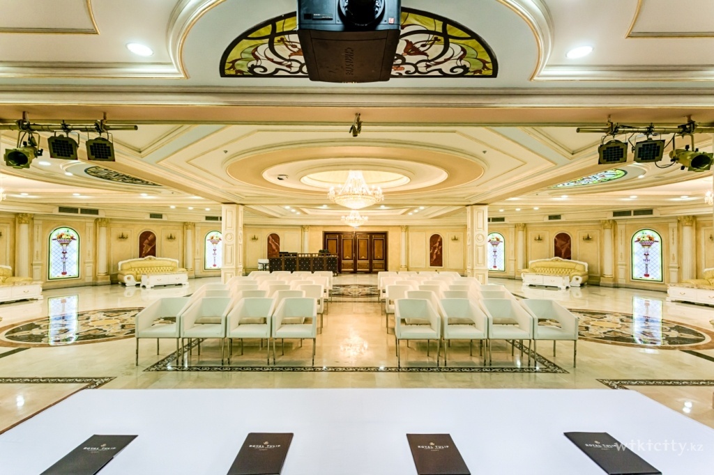 Фото Grand Ballroom - Алматы. Залы для конференций
