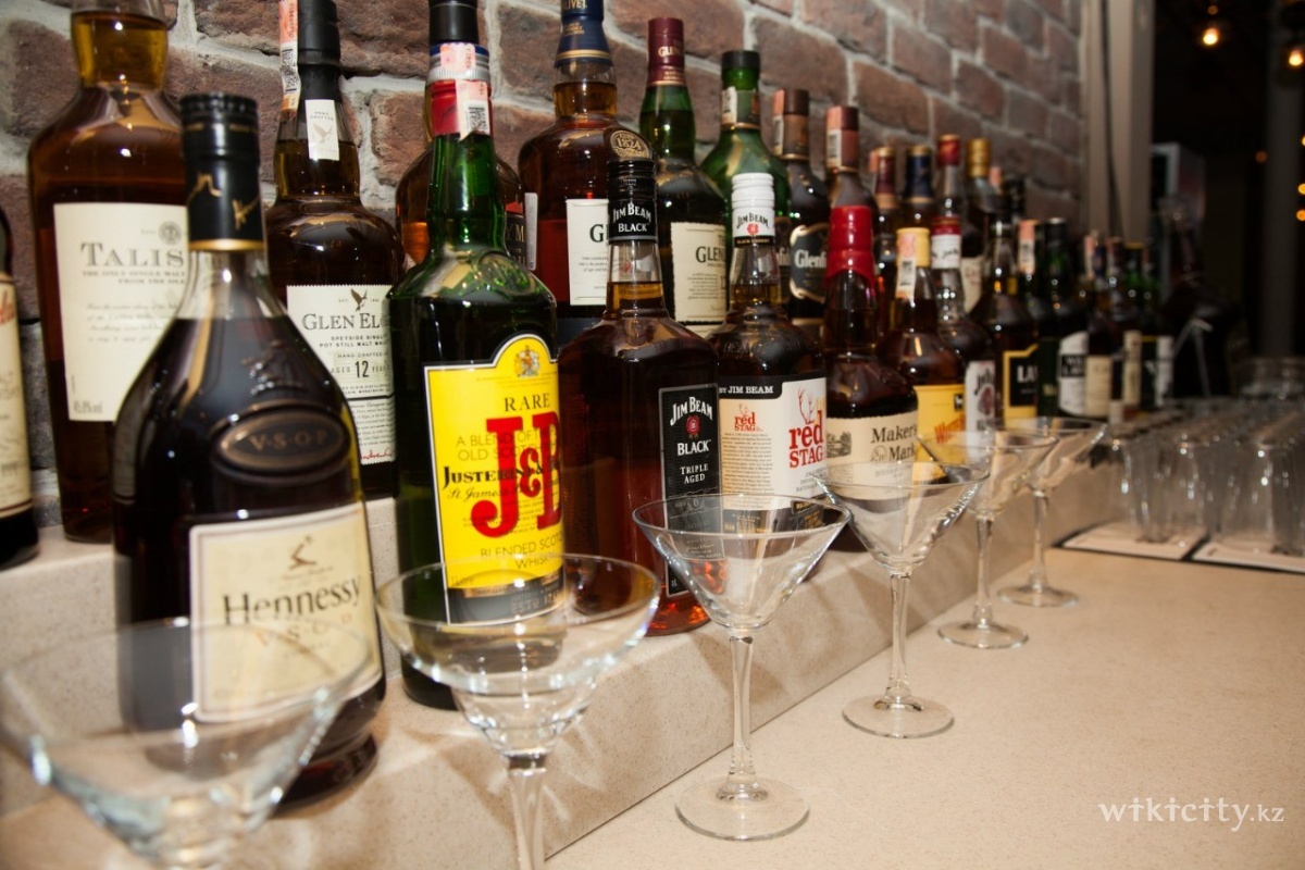 Фото The Whiskey Bar - Алматы