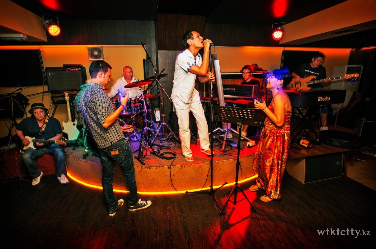 Фото Jcs Jazz Bar - Алматы