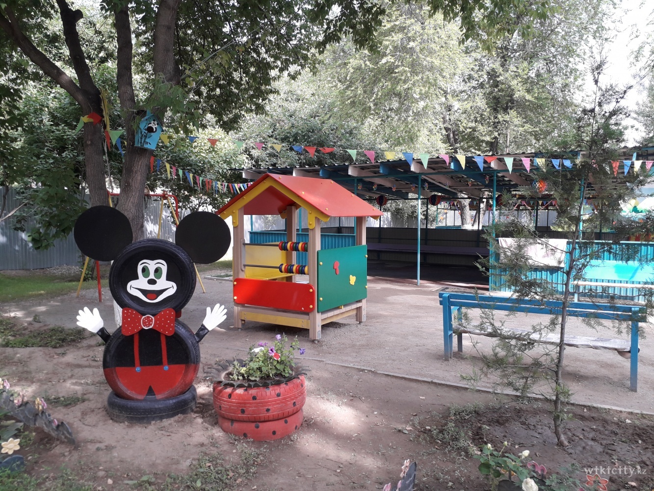 Фото Детский сад №57 - Алматы. Беседка на площадке