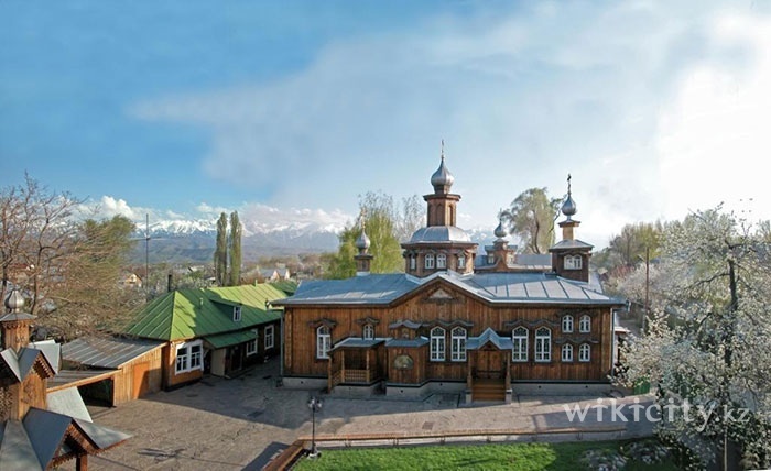 Фото Покровско-Всехсвятский храм Almaty. 