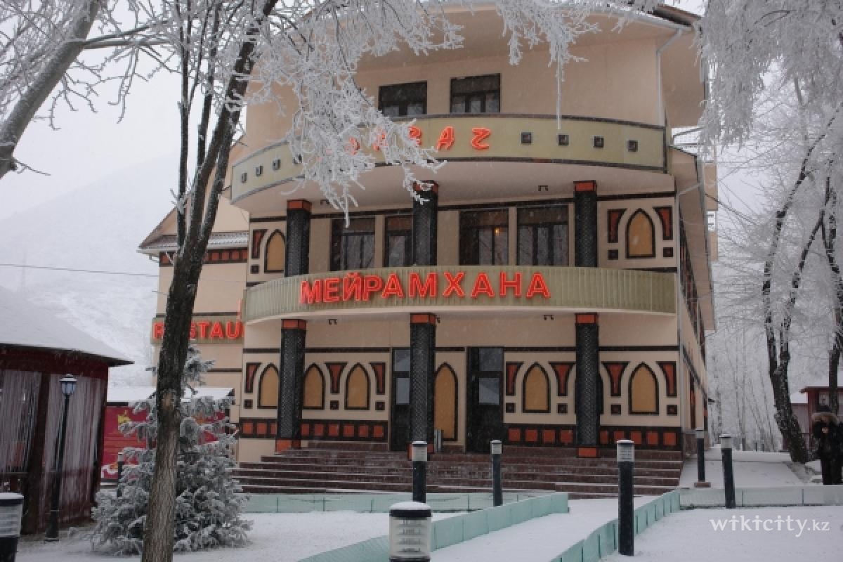 Фото SARBAZ - Almaty. Ресторан