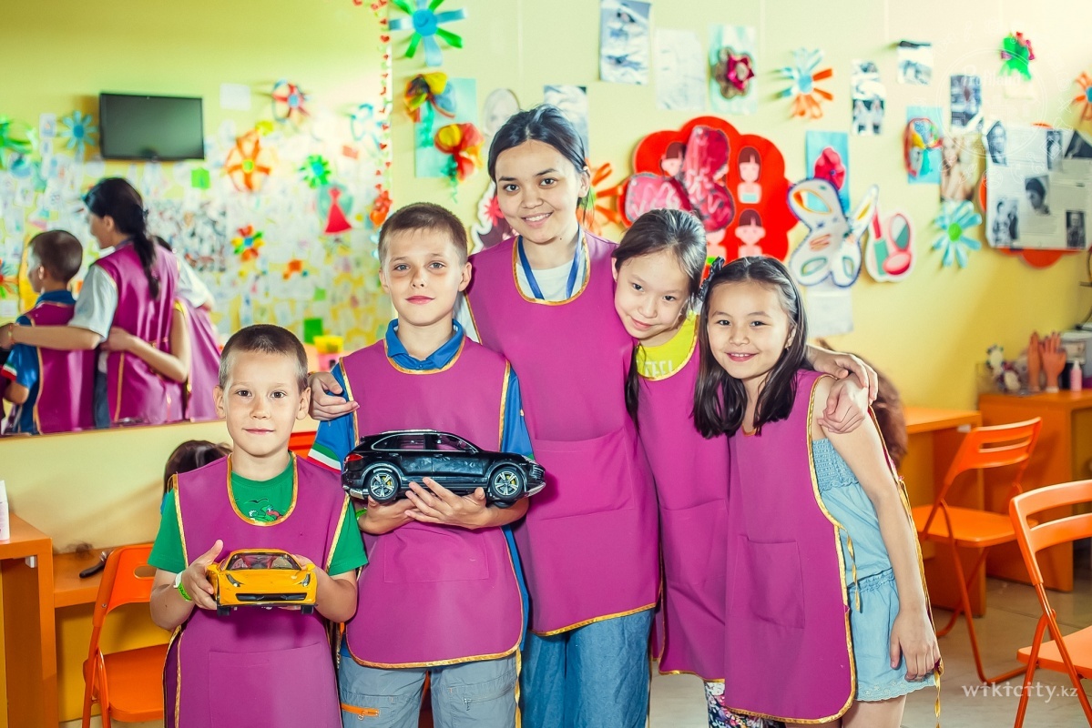 Фото "Profiland" Город профессий для детей - Алматы