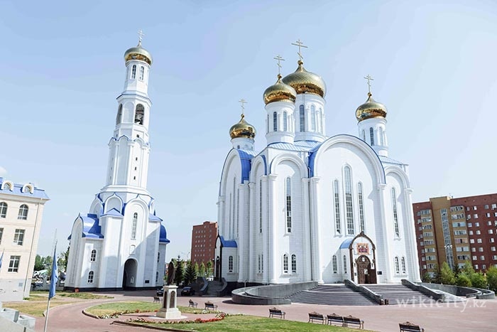 Фото Свято-Успенский кафедральный собор - Астана