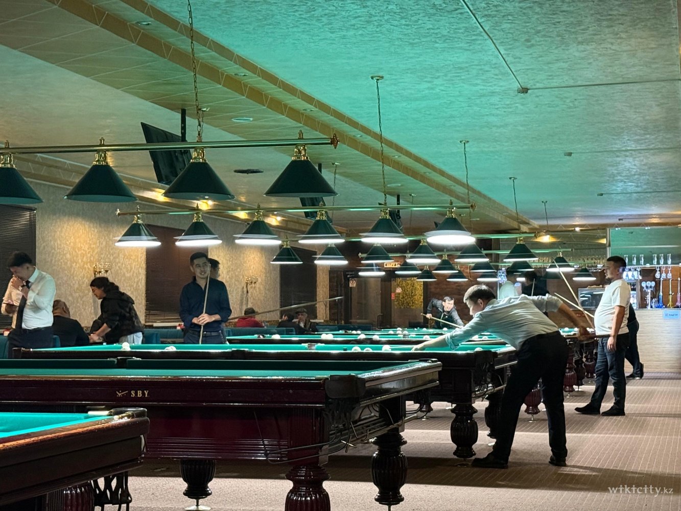 Фото ЗАКАТИ & НАКАТИ - Алматы. Бильярдная Алматы Закати и Накати работает круглосуточно 24/7 бронирование резерв столов по телефону +77019158955 адрес Мамыр-4 1А/2