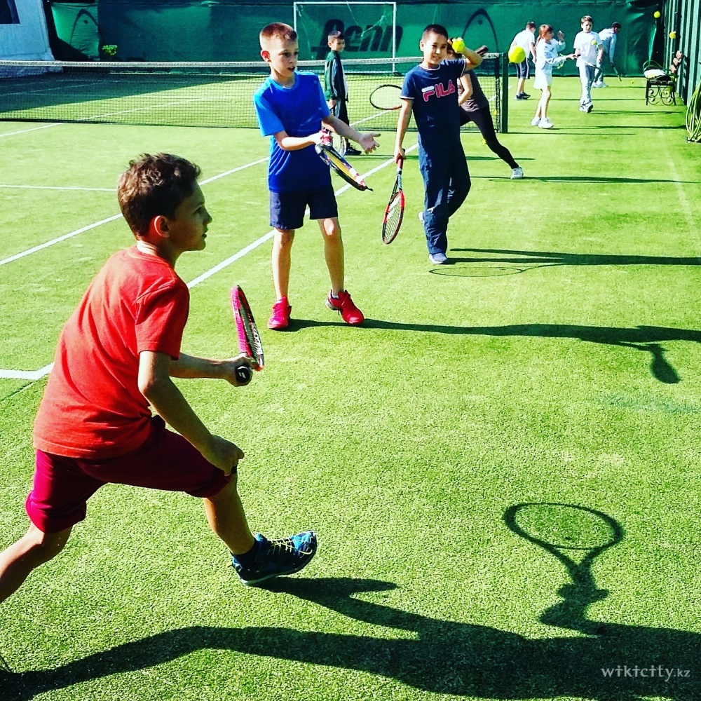 Фото Family Tennis Club - Almaty. Секции для детей по большому теннису.