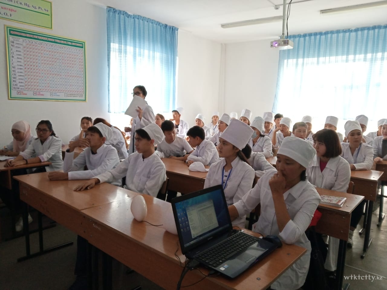 Фото Аяжан - медицинский колледж - Almaty