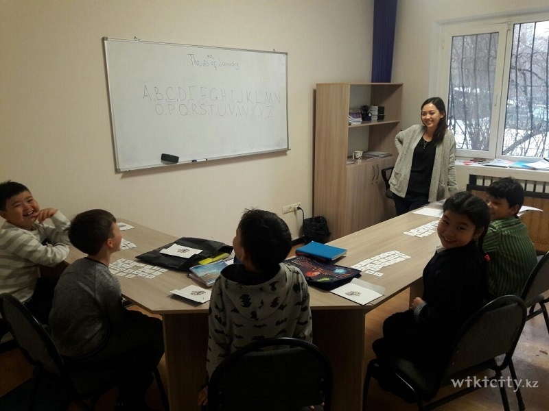 Фото English CLASSES - Almaty