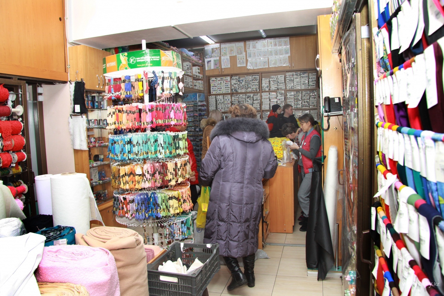 Фото Магазин ткани и швейной фурнитуры "Мария" - Almaty