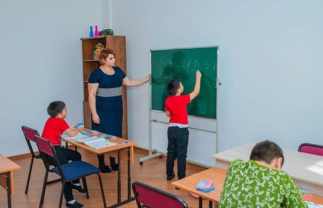 Фото "Математико-лингвистическая гимназия Ганибет" - Алматы