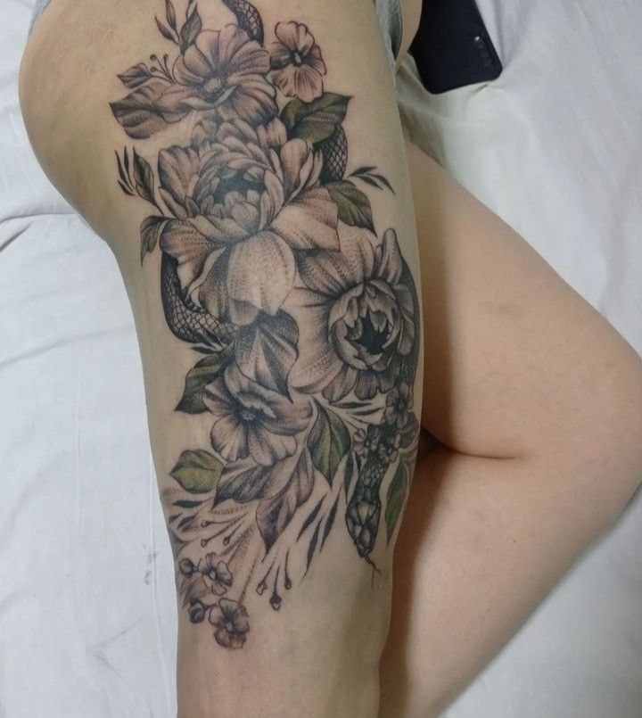 Фото Xenia Tattooer - Алматы