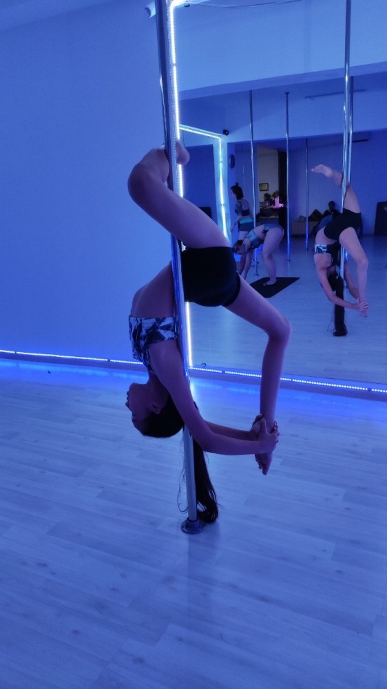 Фото EXO.DOM - Алматы. pole dance Алматы. EXO.DOM