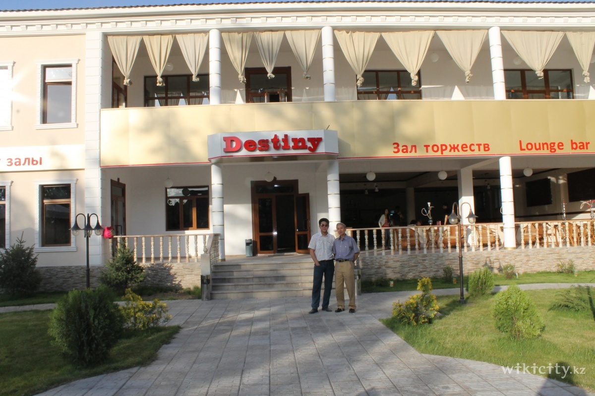 Фото Destiny - Алматы. Банкетный зал, паб, детская площадка, VIP, Lounge, летняя площадка