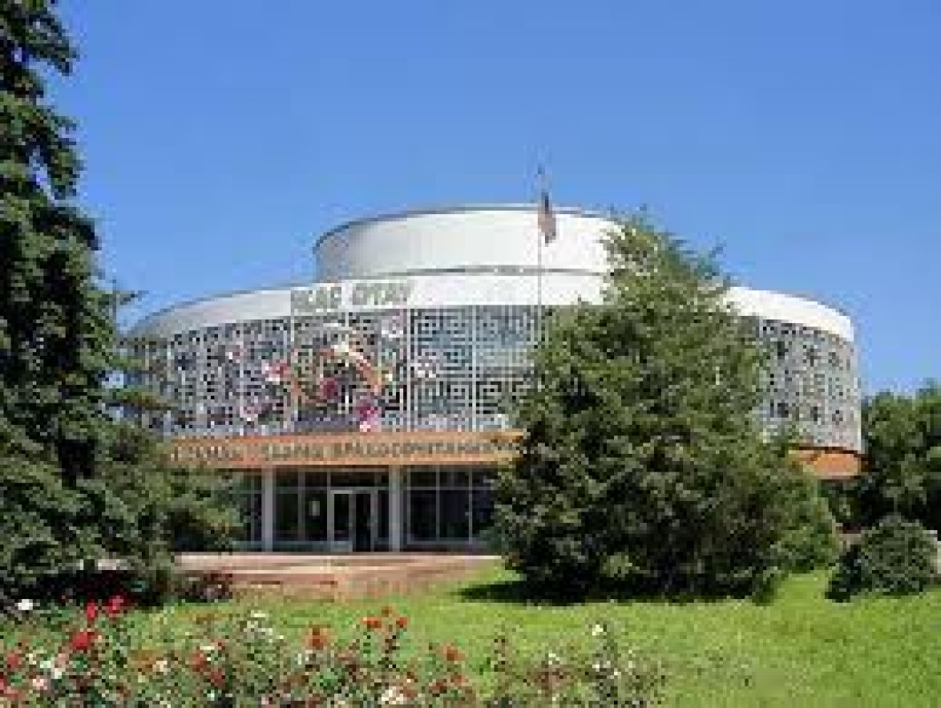 Фото Центральный дворец бракосочетания Almaty. 