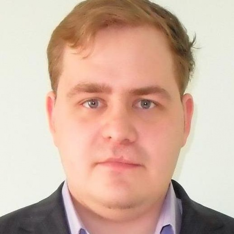 Dmitriy V.