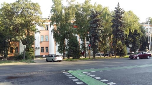 перекресток: Байтурсынова<br>Макатаева 127/3