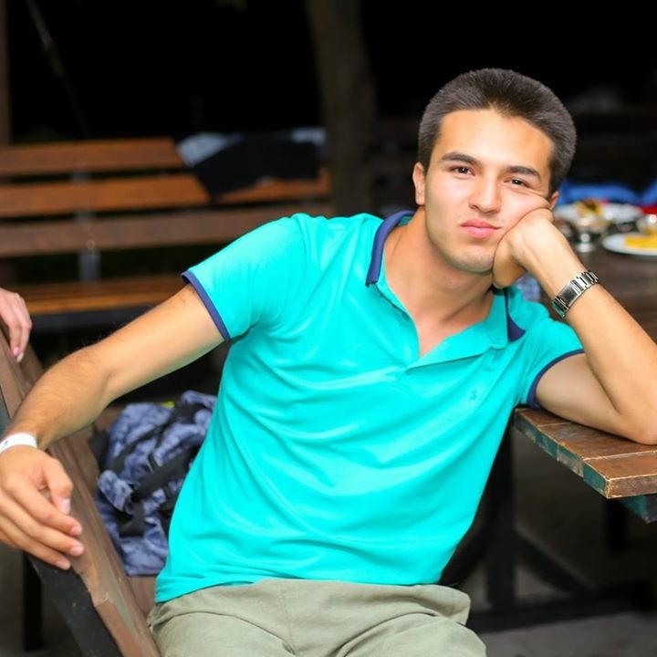 Ашер Х.