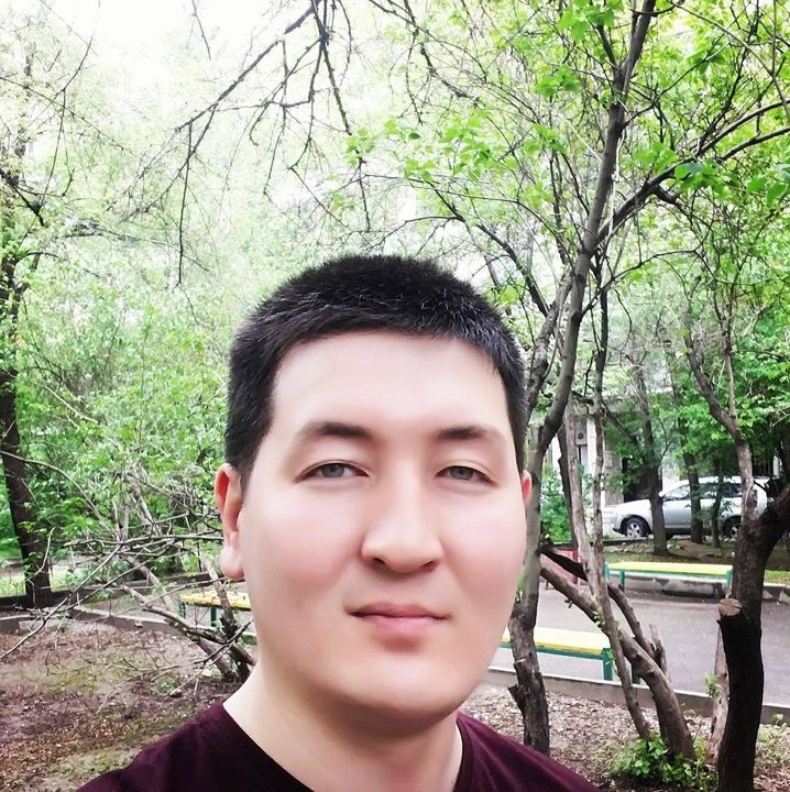Азат У.