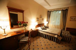 Фото Grand Hotel Tien Shan Алматы. стандартный номер