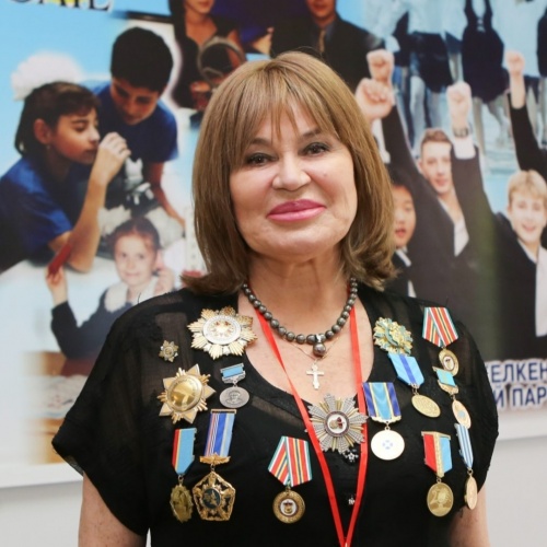 Фото Голубой парус Алматы. 