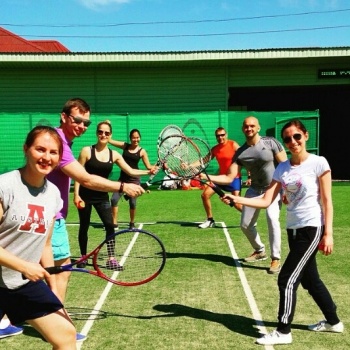 Фото Family Tennis Club Almaty. Обучение взрослых большому теннису.