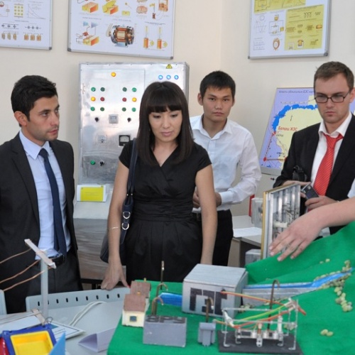 Фото Алматинский государственный колледж энергетики и электронных технологий Алматы. 