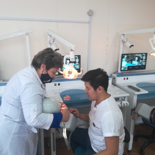 Фото Медико-Стоматологический колледж профессора Рузуддинова Almaty. 