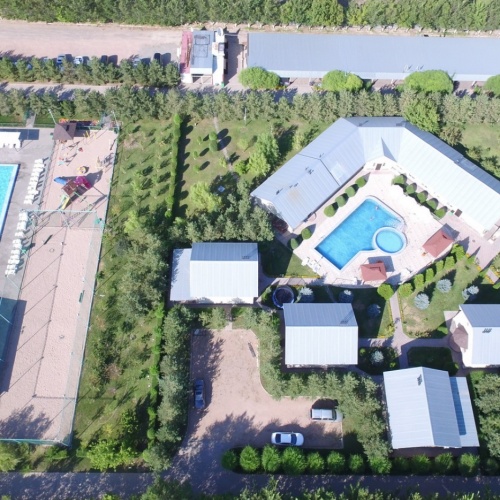 Фото Центр Семейного Отдыха - Kapchik.kz Kunaev. Вид сверху на территорию комплекса