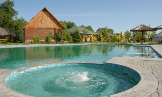 Фото Алтын Коль Almaty. Открытый бассейн.