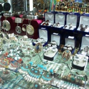 Фото Әлі, национальные сувениры - Ювелирные украшения и бижутерия