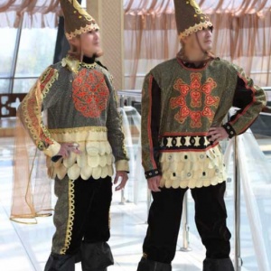 Фото Richton - Алматы. костюм золотой человек для мужчин