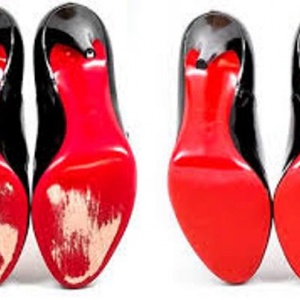 Фото ДоброДел - •	Устранение трещин на поверхности кожи обуви;
<br>•	Выравнивание, обновление цвета, придание обуви привлекательного вида;