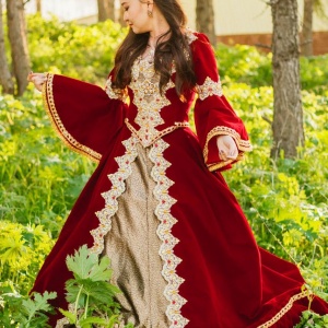 Фото Томирис - Almaty. Исторический костюм