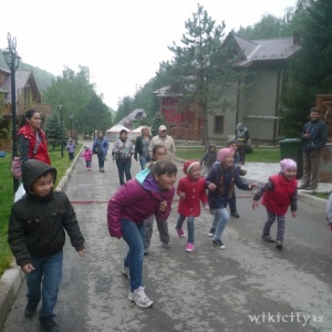 Фото Oi-Qaragai Lesnaya Skazka Mountain Resort - Конкурсы для детишек