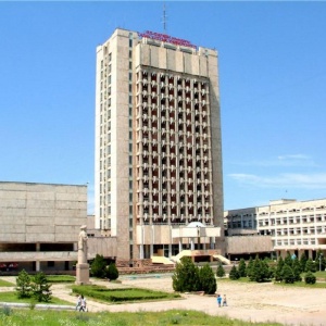Фото Казахский Национальный Университет им. Аль-Фараби - Главный корпус и ректорат