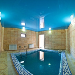 Фото Medeus Villa - Almaty. бассейн в сауне