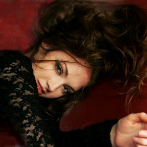 aline t.