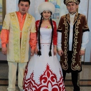 Прокат казахских национальных костюмов размеры от 40 до 56 от 3000 тенге